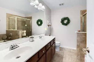 560 Lancaster Dr, Pingree Grove, IL 60140 - Photo 19