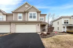 560 Lancaster Dr, Pingree Grove, IL 60140 - Photo 1