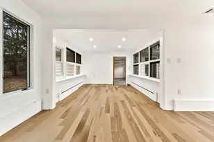 2018 N West St, Wheaton, IL 60187 - Photo 17