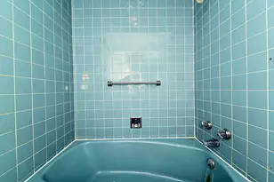 8926 Oak Park Ave, Morton Grove, IL 60053 - Photo 23