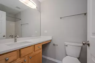 134 Woodview Ct, Glen Ellyn, IL 60137 - Photo 17