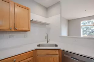 134 Woodview Ct, Glen Ellyn, IL 60137 - Photo 9