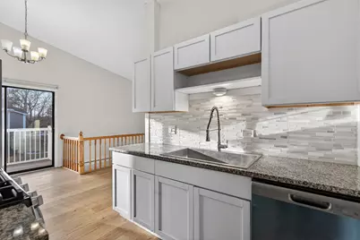 455 Kennedy Place, Vernon Hills, IL 60061 - Photo 9