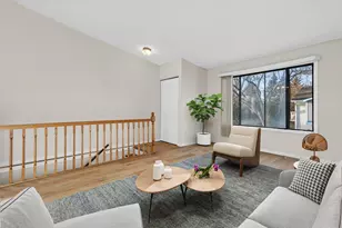 455 Kennedy Pl, Vernon Hills, IL 60061 - Photo 3