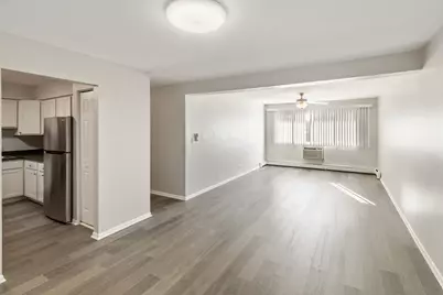 705 S Milwaukee Avenue #111, Libertyville, IL 60048 - Photo 3