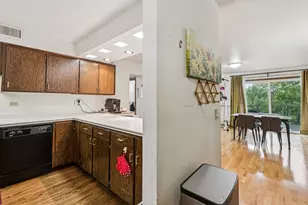 522 E Algonquin Rd, Schaumburg, IL 60173 - Photo 9