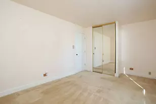 511 Eagle Ct, Schaumburg, IL 60194 - Photo 15