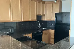 5445 N Sheridan Rd, Chicago, IL 60640 - Photo 7