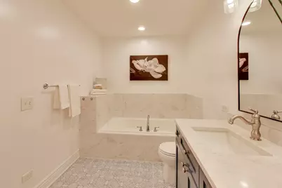 1148 W Monroe Street #5NE, Chicago, IL 60607 - Photo 11