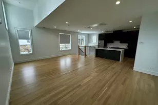 4243 N Damen Ave, Chicago, IL 60618 - Photo 7