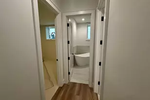 4243 N Damen Ave, Chicago, IL 60618 - Photo 17