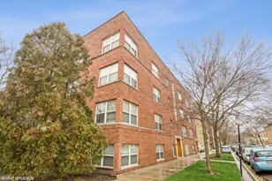 3407 W Hollywood Ave, Chicago, IL 60659 - Photo 1