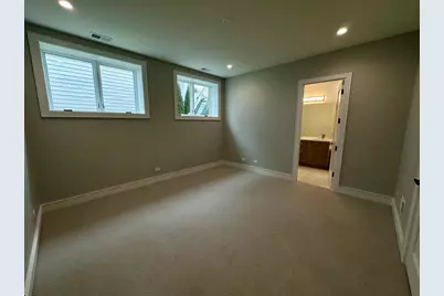 4243 N Damen Avenue #1R, Chicago, IL 60618 - Photo 13