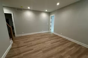 4243 N Damen Ave, Chicago, IL 60618 - Photo 13