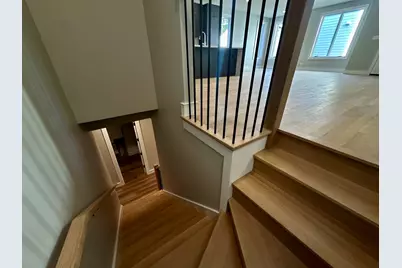 4243 N Damen Avenue #1R, Chicago, IL 60618 - Photo 11