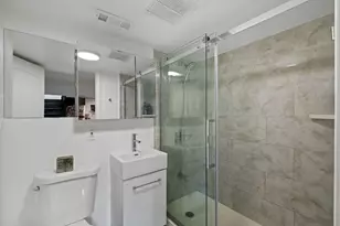 7620 Keeler Ave, Skokie, IL 60076 - Photo 19