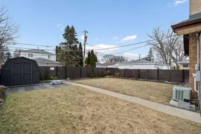 7620 Keeler Avenue, Skokie, IL 60076 - Photo 23