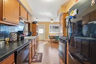 2016 Midhurst Ct, Joliet, IL 60435 - Photo 7