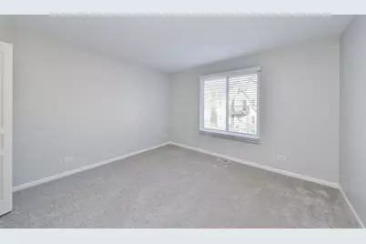 86 Cambridge Avenue, Streamwood, IL 60107 - Photo 15