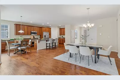 2824 Chevy Chase Lane, Naperville, IL 60564 - Photo 9