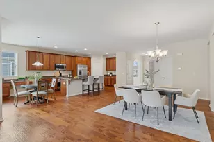 2824 Chevy Chase Ln, Naperville, IL 60564 - Photo 9