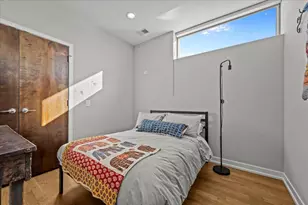 2910 N Sheffield Ave, Chicago, IL 60657 - Photo 19