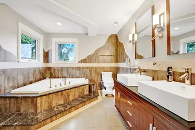 2323 Douglas Avenue, Des Plaines, IL 60018 - Photo 9