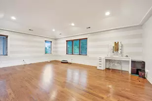 2323 Douglas Ave, Des Plaines, IL 60018 - Photo 7