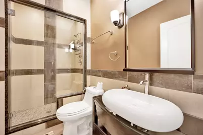 2323 Douglas Avenue, Des Plaines, IL 60018 - Photo 25