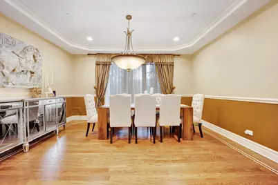 2323 Douglas Avenue, Des Plaines, IL 60018 - Photo 5