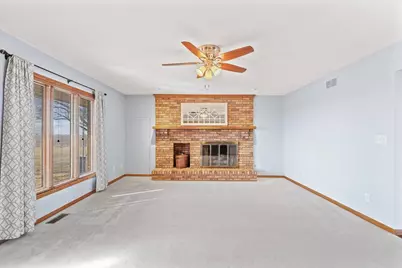 36215 E 200 North Road, Bellflower, IL 62174 - Photo 25