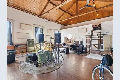 204 N 2nd Street, Le Claire, IA 52753 - Photo 9