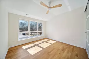 1752 MacLean Ct, Glenview, IL 60025 - Photo 25