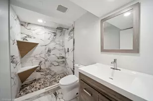 1752 MacLean Ct, Glenview, IL 60025 - Photo 37