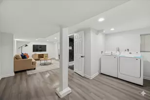 342 S Kostner Ave, Chicago, IL 60624 - Photo 23