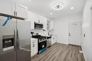 342 S Kostner Ave, Chicago, IL 60624 - Photo 7