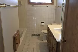 2104 Delcy Dr, Rockford, IL 61107 - Photo 13