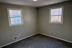 689 Country Club Dr, Kankakee, IL 60901 - Photo 7