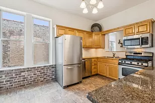 2346 W Augusta Blvd, Chicago, IL 60622 - Photo 9