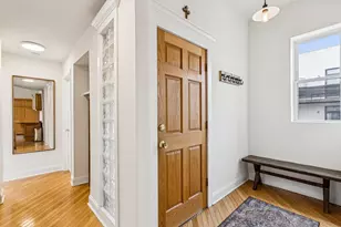 2346 W Augusta Blvd, Chicago, IL 60622 - Photo 3