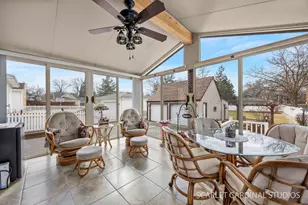 232 S Oakland Ave, Villa Park, IL 60181 - Photo 13