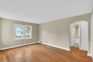 502 E Washington St, Urbana, IL 61801 - Photo 5