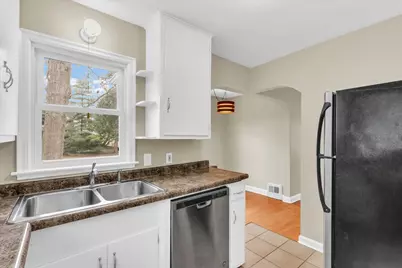 502 E Washington Street, Urbana, IL 61801 - Photo 9