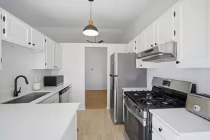 4131 N Pheasant Trail Ct, Arlington Heights, IL 60004 - Photo 9