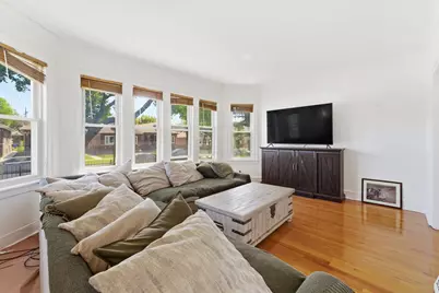 7546 S Wolcott Avenue, Chicago, IL 60620 - Photo 9