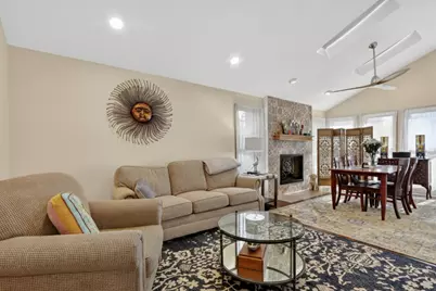 4339 Crabtree Court, Gurnee, IL 60031 - Photo 21