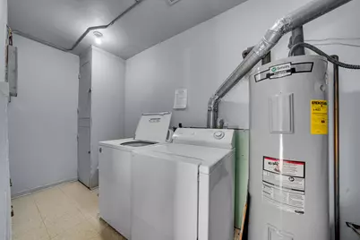 9381 Bay Colony Drive #1N, Des Plaines, IL 60016 - Photo 13