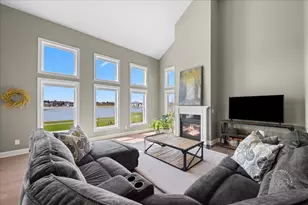 39W509 Norton Lake Dr, Saint Charles, IL 60175 - Photo 17