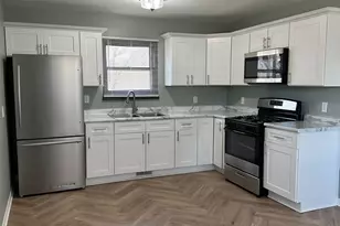 1147 N Chicago Ave, Kankakee, IL 60901 - Photo 13