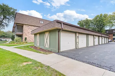 11130 Northwest Road #E, Palos Hills, IL 60465 - Photo 3